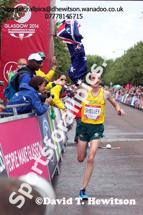 Michael Shelley (Australia) wins the mens Commonwealth Games Marathon, Glasgow. Photo: David T. Hewitson/Sports for All Pics